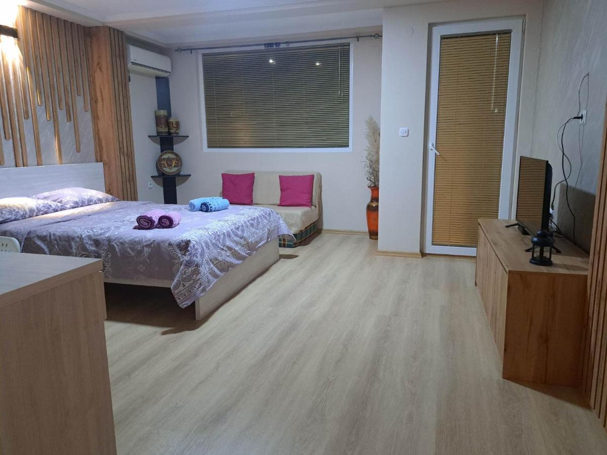 Villa Renessans Ohrid Bagian luar foto